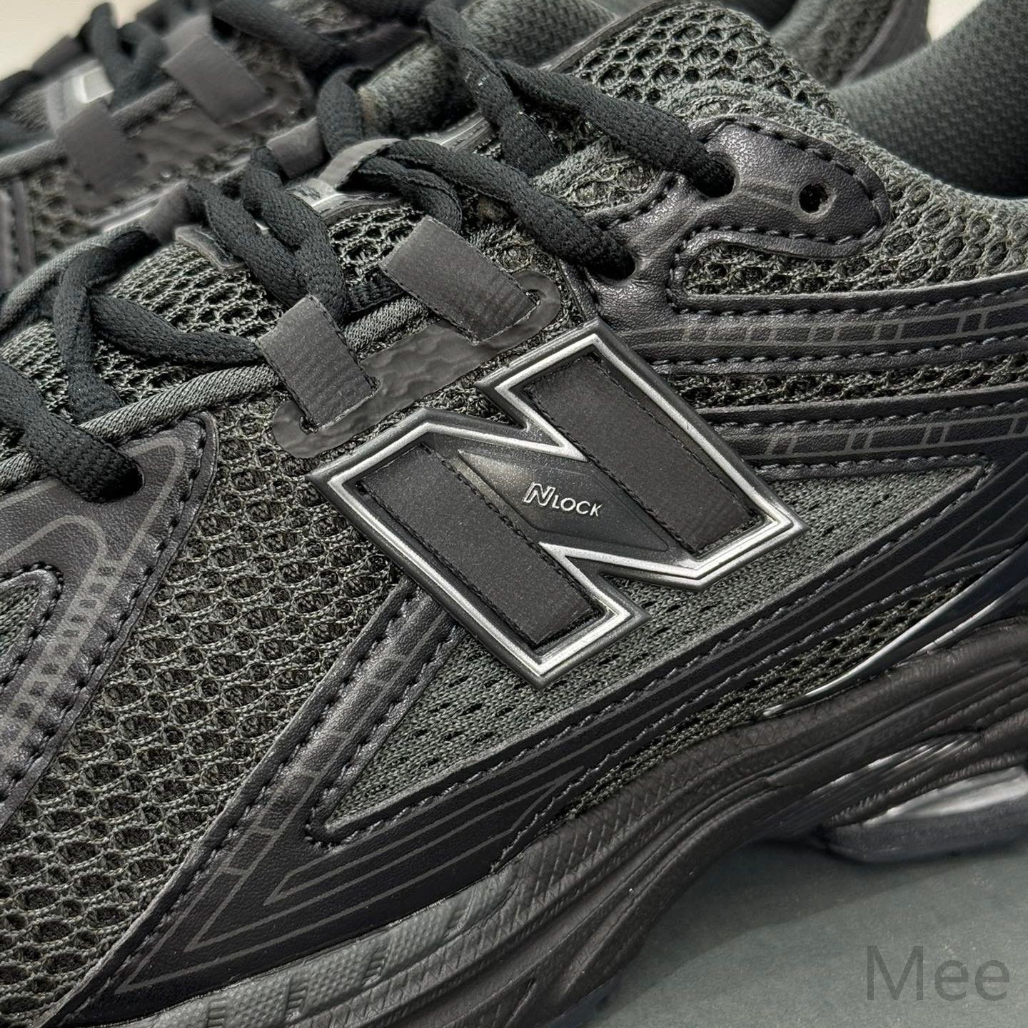 新品未使用 NEW BALANCE ニューバランス 1906R 