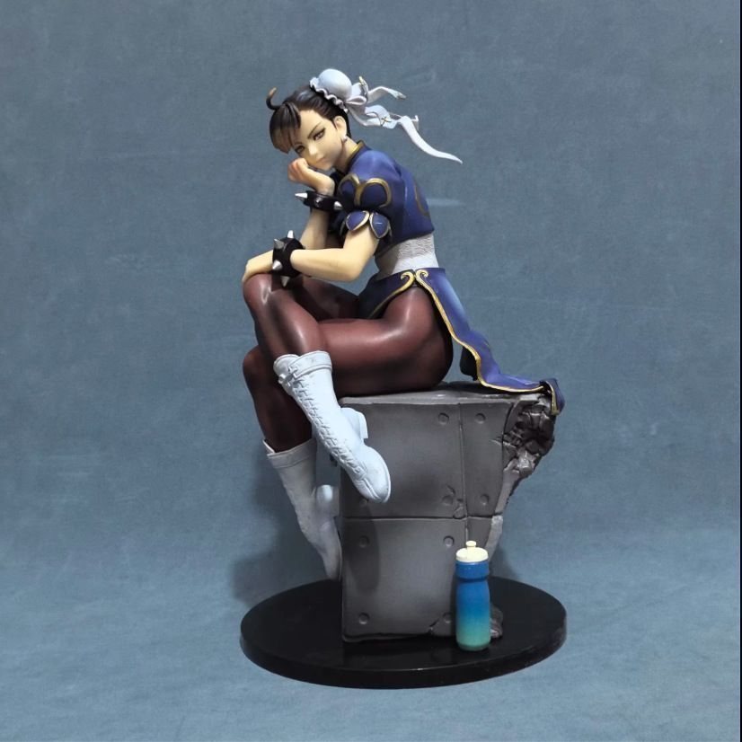 フィギュア