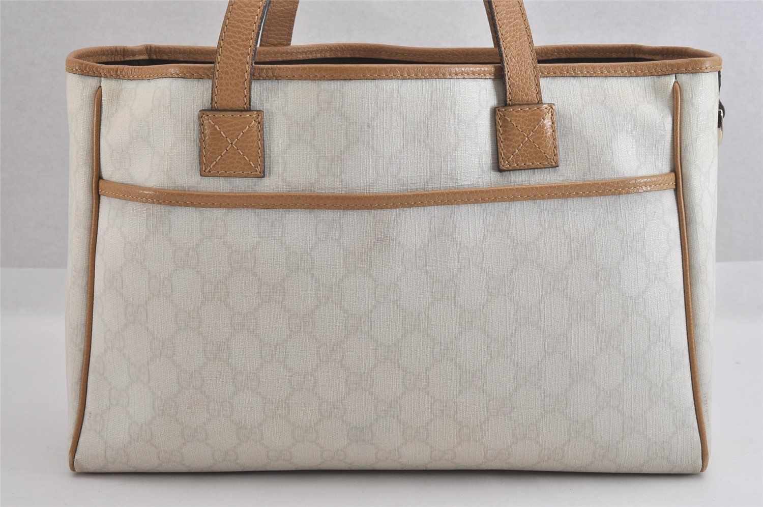 GUCCI グッチ