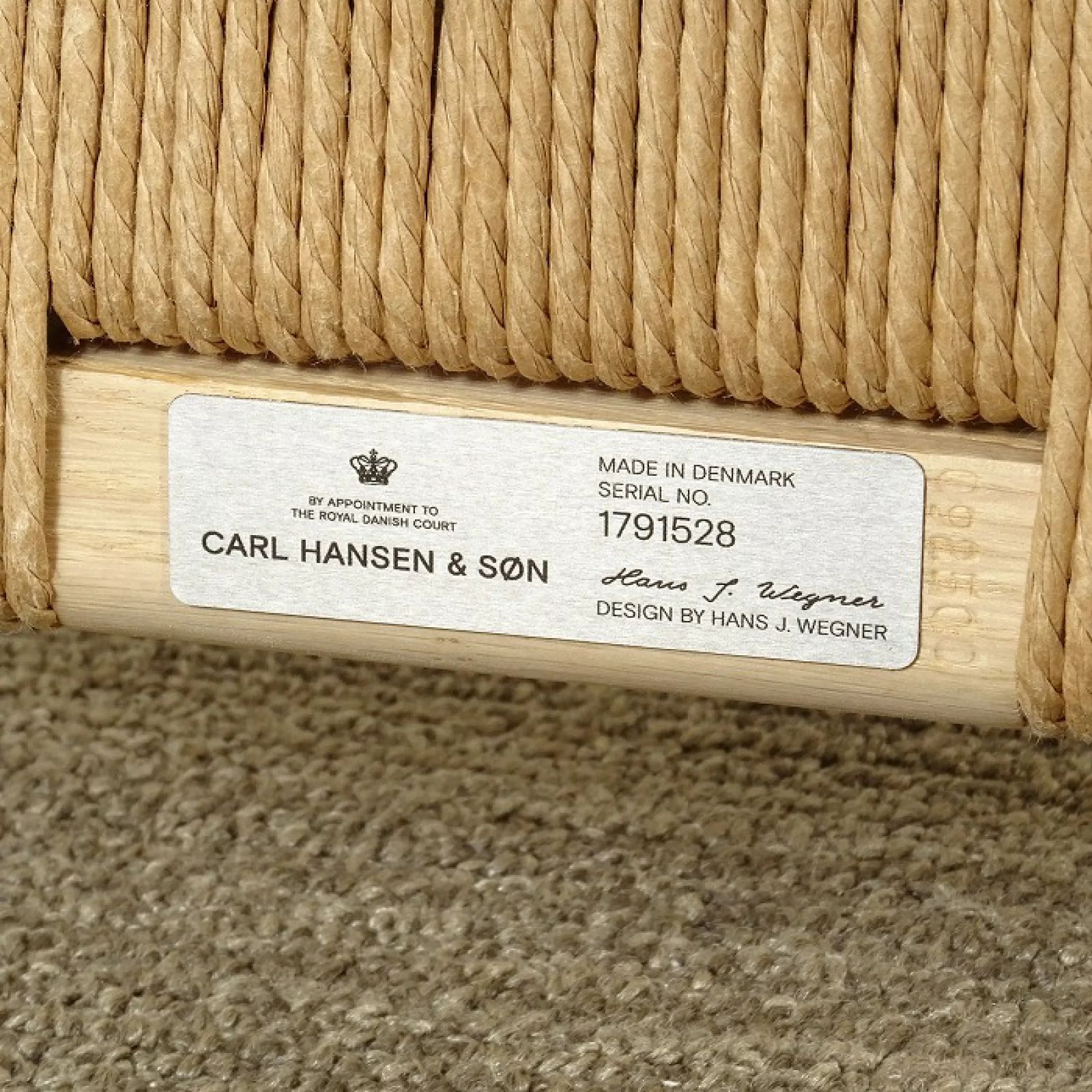 オランジ出品 オートアート 1/18 ニッサン スカイライン GT-R R34 VスペックII