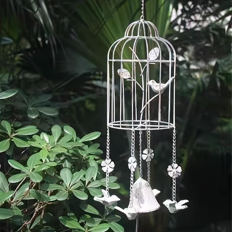 錆びた鉄製の風鈴 鋳鉄製の鳥かごのデザイン 手回し式 パティオ 庭 家庭用の金属製屋外装飾 電池不要