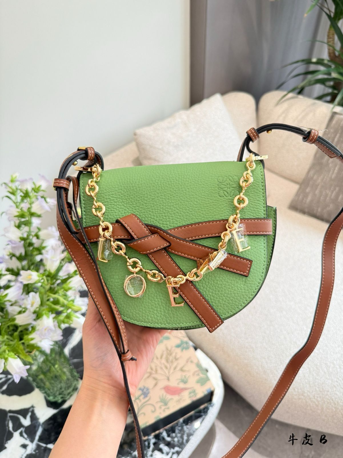 LOEWE S359Y04X983220 関税送料込 H526Y02WBB_1100_1F.jpg