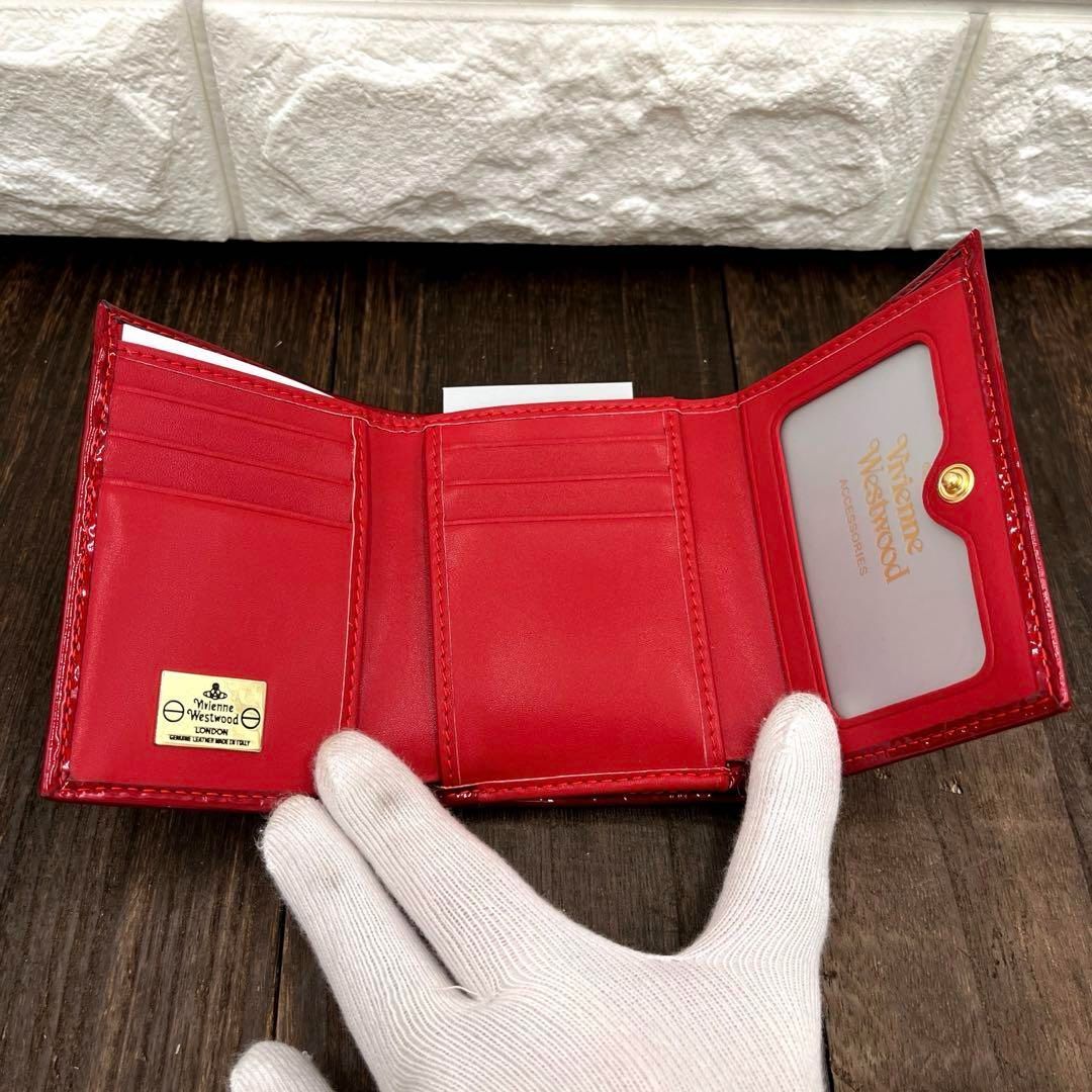 新品未使用 ヴィヴィアンウエストウッド 三つ折財布 赤 エナメル 