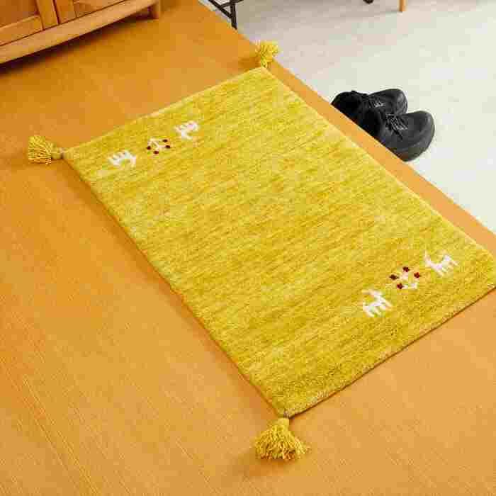 玄関マット 室内 50x80cm ミニラグ ホノカ 6色対応 玄関 ラグ おしゃれ 屋内 ウール100％ ラグマット ウールラグ 長方形 ギャッベ 手織り 防炎 オールシーズン シンプル 50×80cm ホノカ イエロー ギャベ