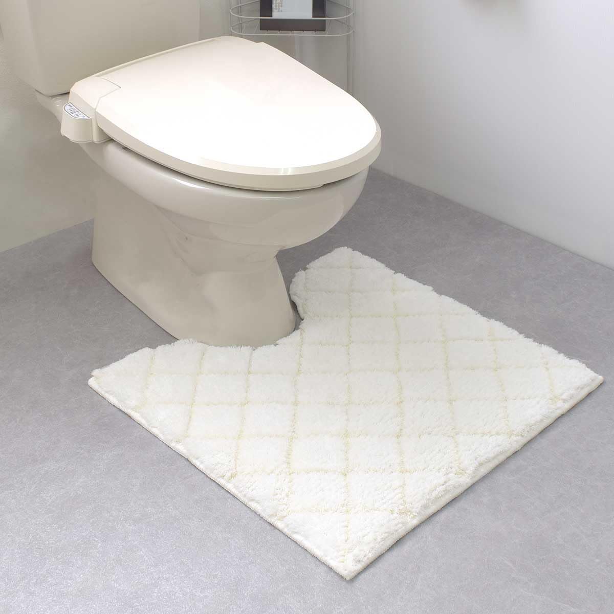 ふかふか トイレマット ゆきふみ 吸水 抗菌 防臭 衛生的 洗える トイレタリー 大きめ 大判 大きい ズレにくい 滑り止め シンプル 厚手 白 ホワイト 防汚 洗濯 60×60 60cm