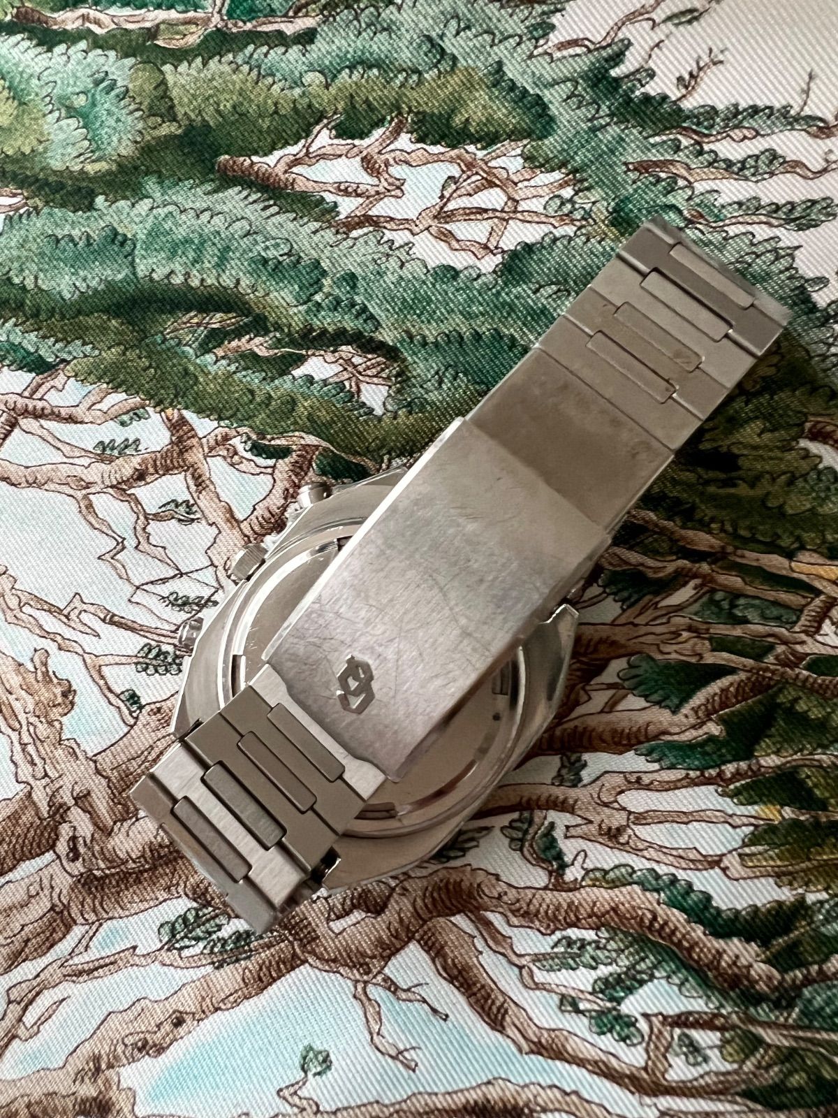 シチズン アナデジ アラームクロノグラフ ヴィンテージ時計 ライトつきます