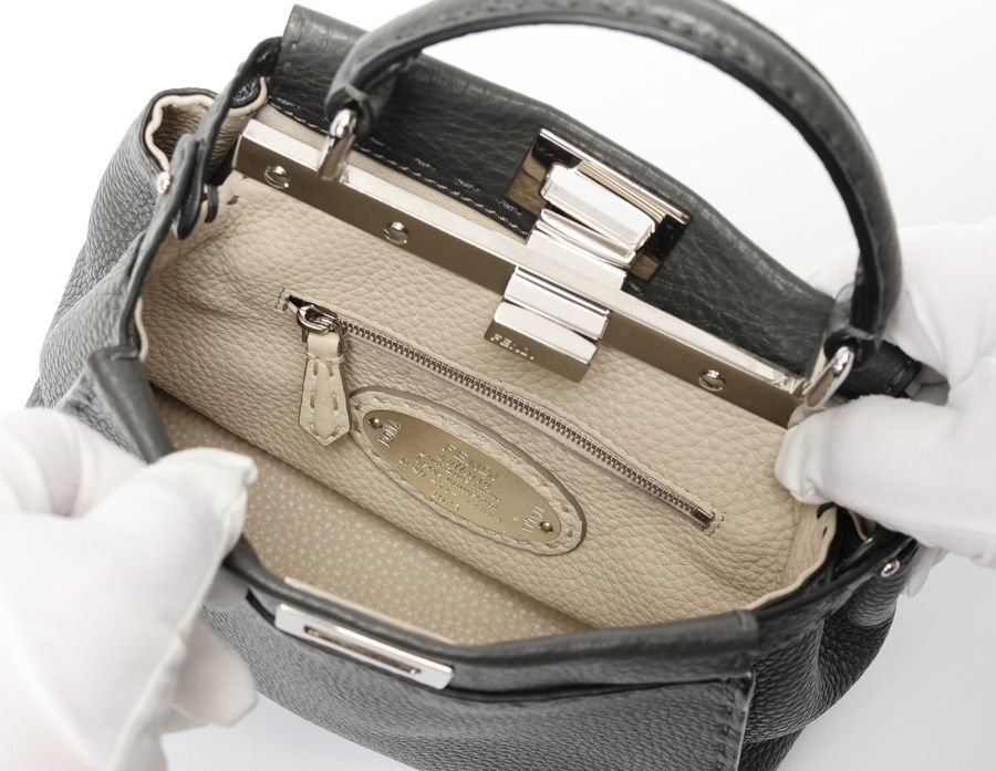 しょうた　新品　FENDI セレリア ピーカブー ミニ アスファルトグレー フェンディ / FENDI ピーカブー スモール セレリア 8BN244 Q0J F0N9A