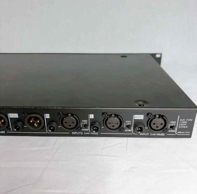 デジタルオーディオプロセッサー DP-M3