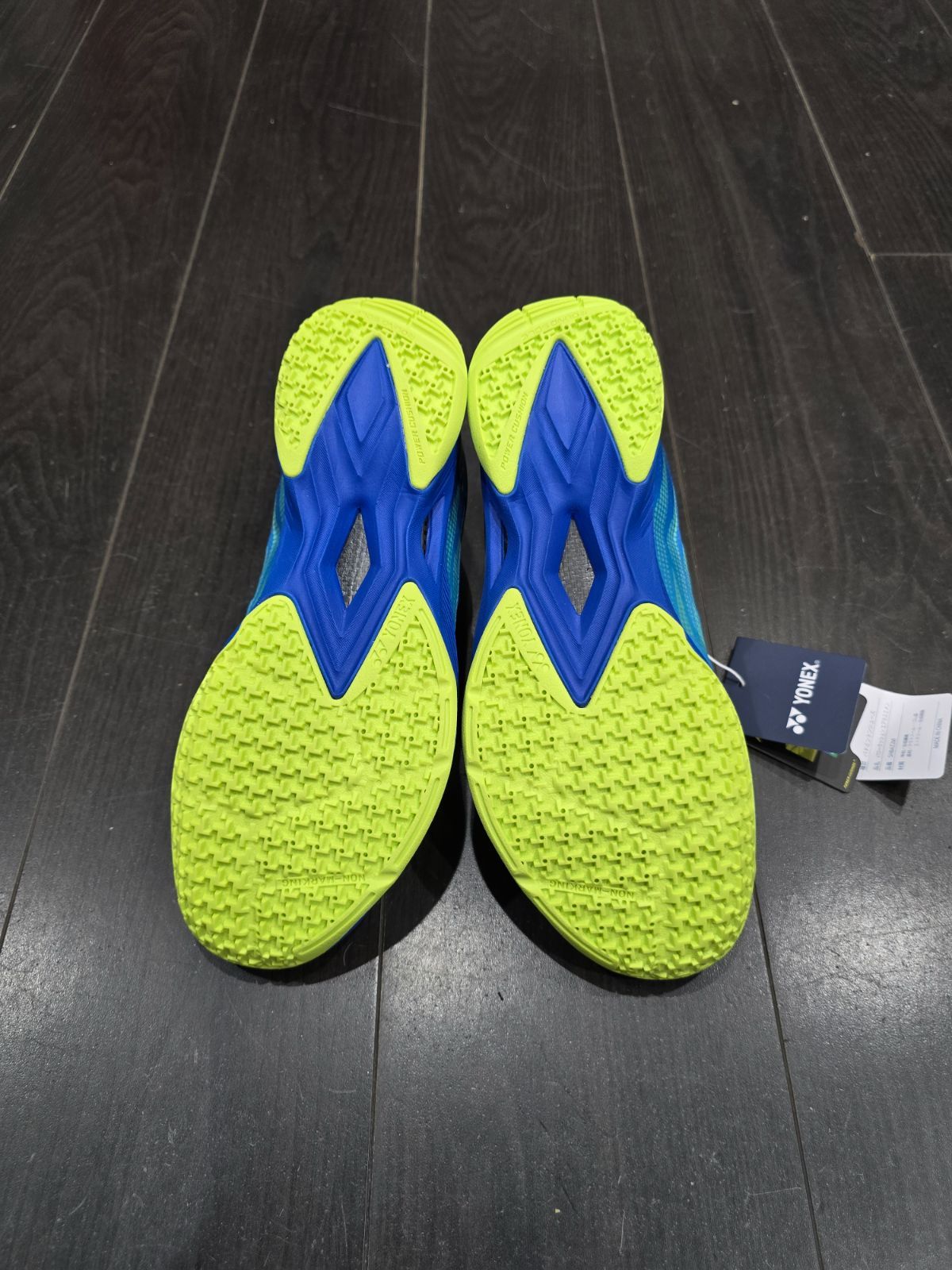 ★入手困難★【シューズ】バドミントンシュー　エアラスZメン　25.0cm、25.5cm　209 トレッキングシューズ