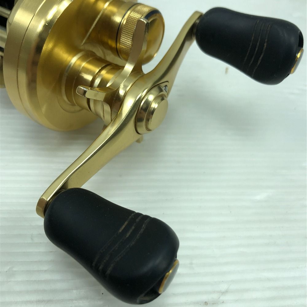 SHIMANO - ΣΣSHIMANO シマノ ベイトリール 15カルカッタコンクエスト 201HG 03440 ΣΣSHIMANO シマノ ベイトリール 15カルカッタコンクエスト 201HG