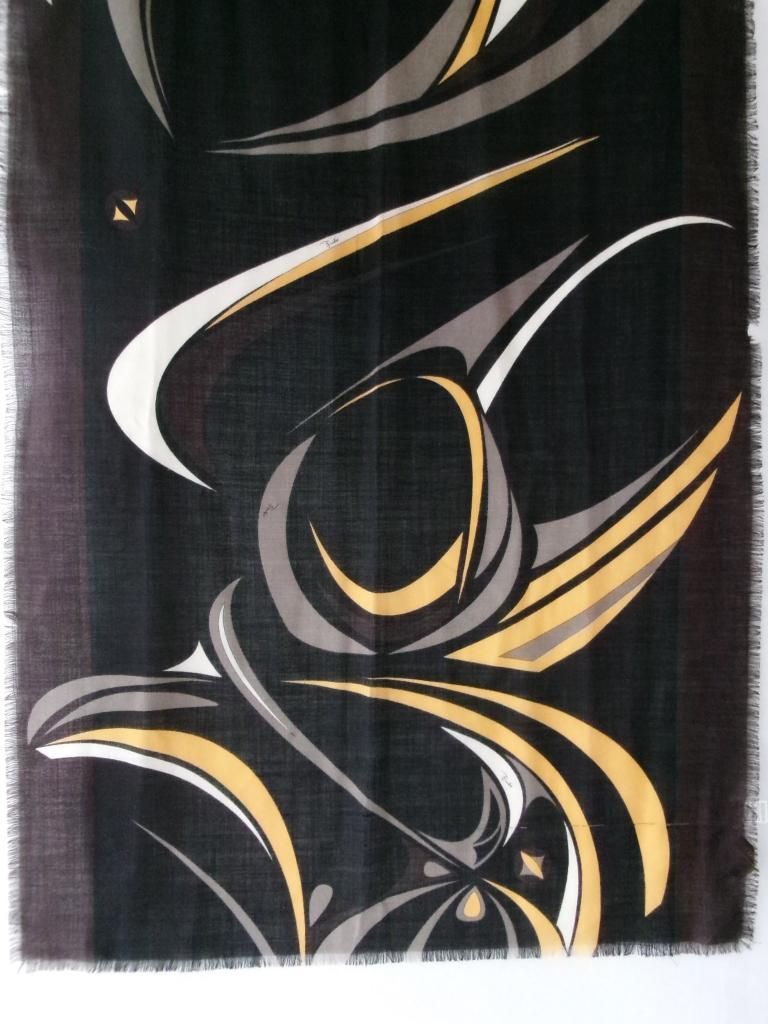 Emilio Pucci エミリオプッチ ストール スカーフ 柄物 送料込み 973644