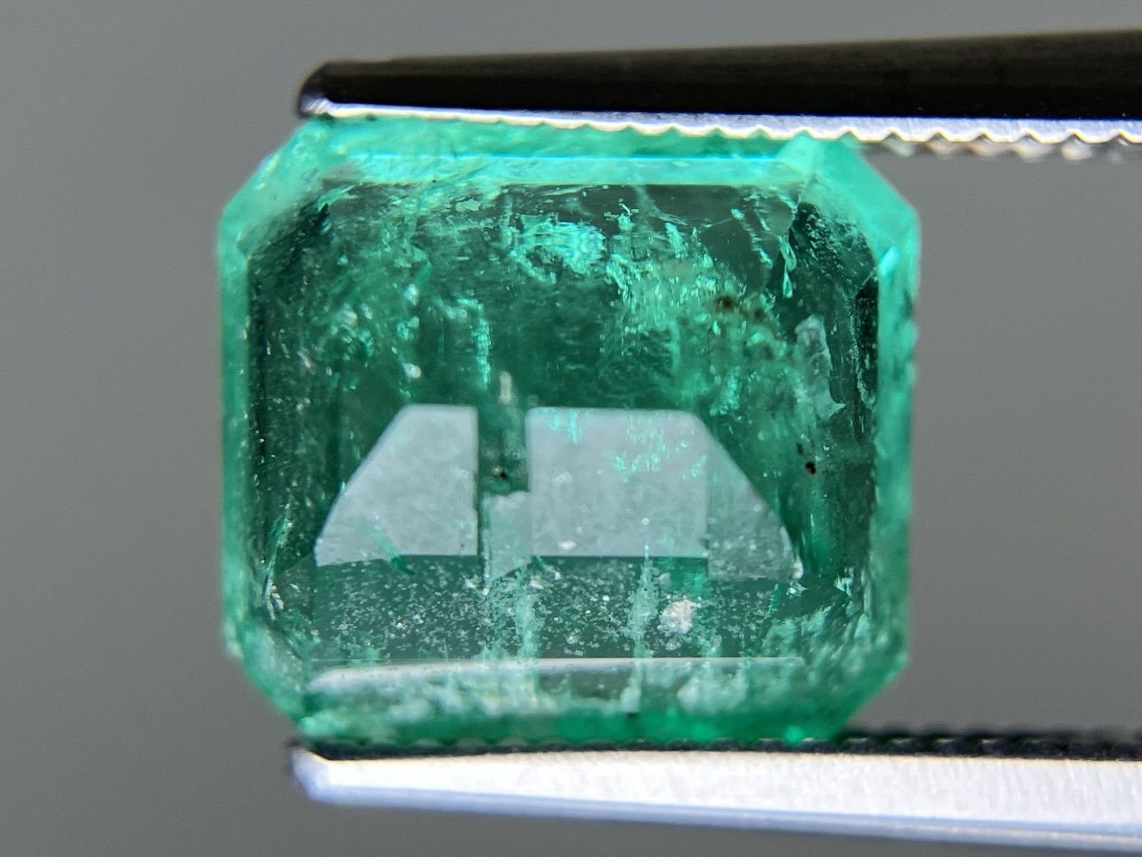 3.635ct 中央宝石ソーティング付き