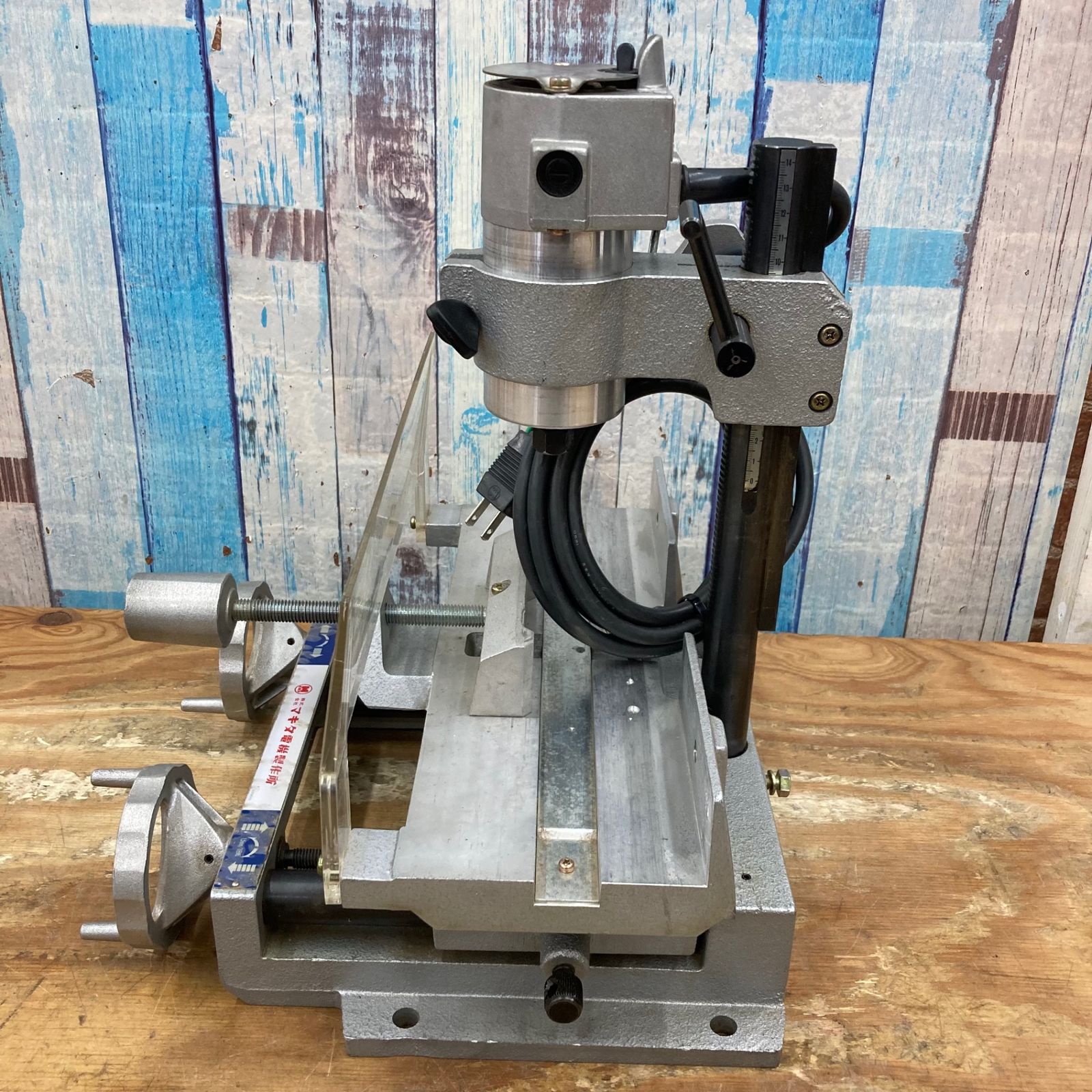 〇マキタ(makita) サッシルーター 4401【柏店】 - メルカリ