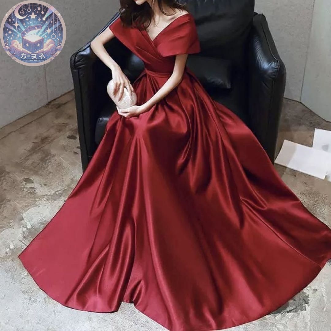 新品未使用 シンプルオシャレなオフショルダーのイブニングドレス