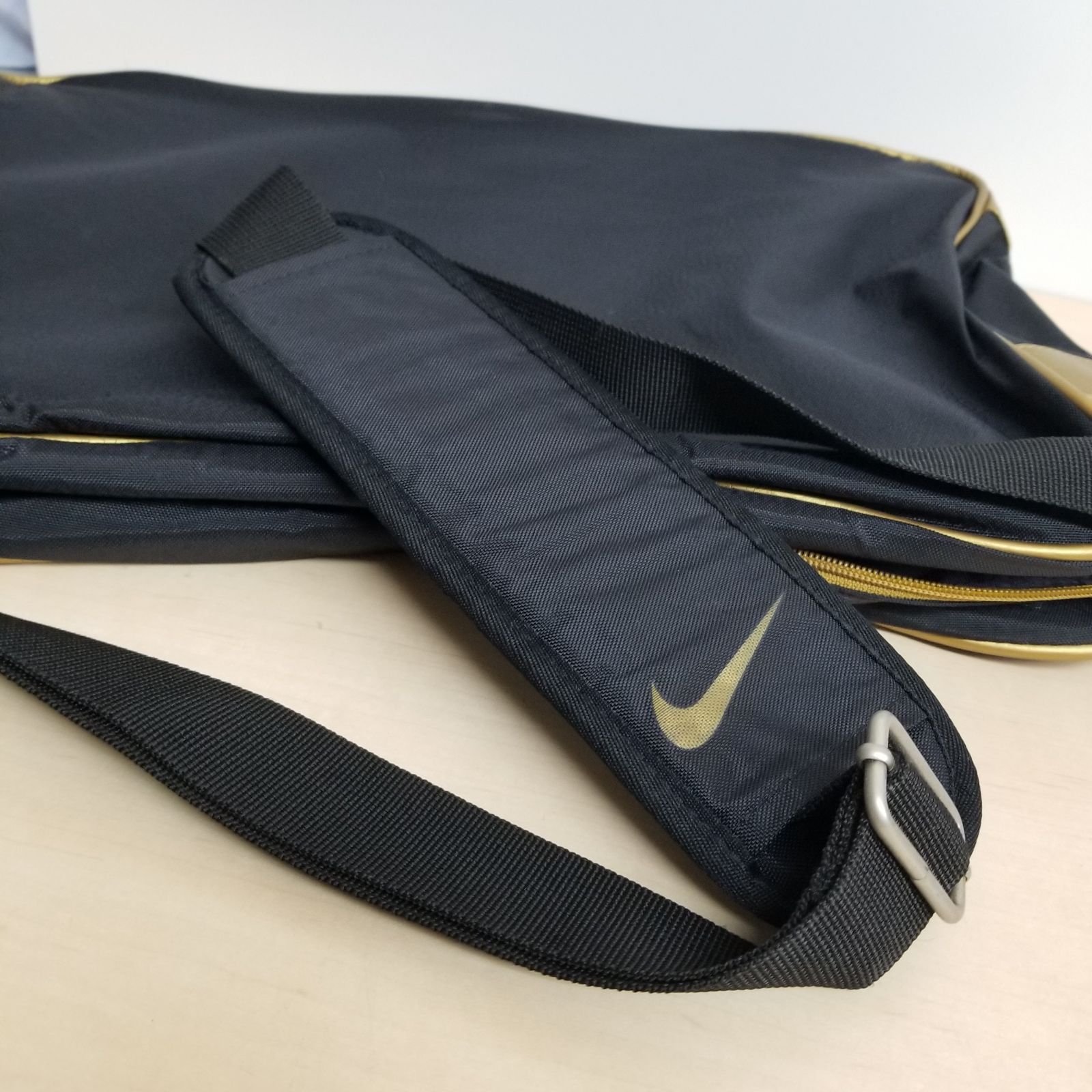 NIKE ナイキ スポーツバッグ カバン 鞄 ショルダーバッグ AK15