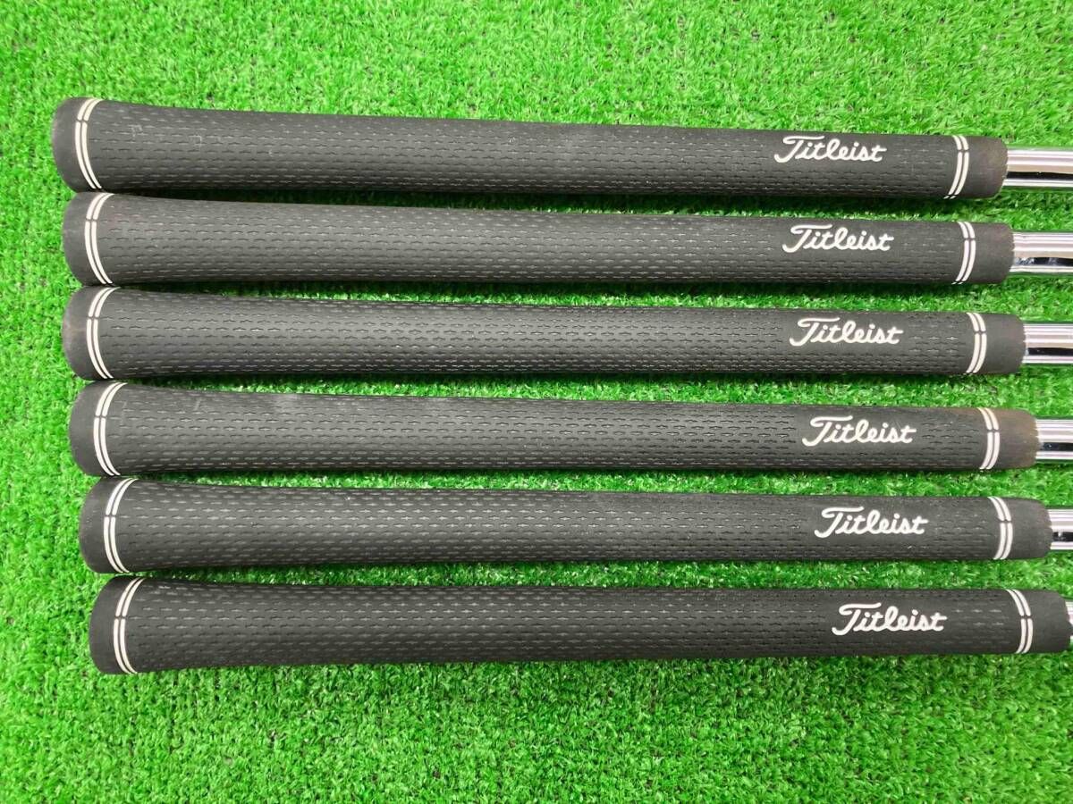 TITLEIST CB