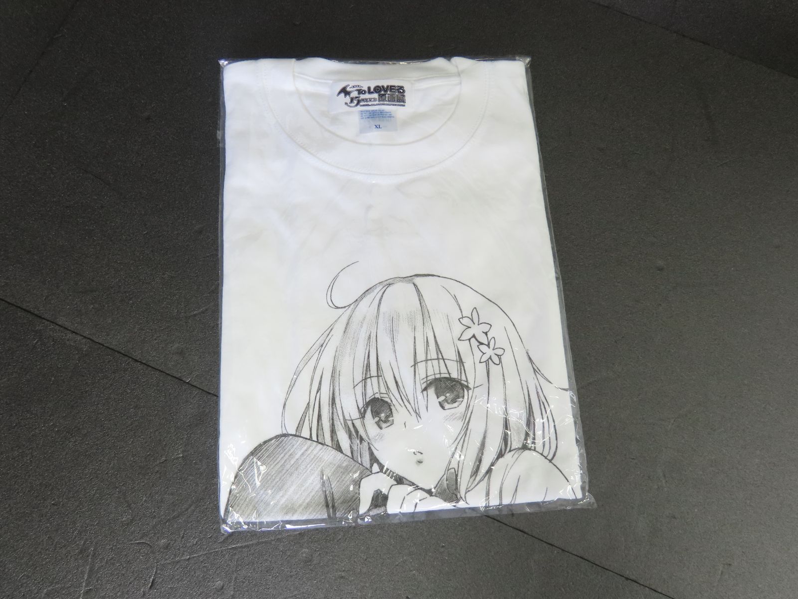 To LOVEる 15周年記念 原画展 ビッグTシャツ XL モモ☆0527-827/プラス 