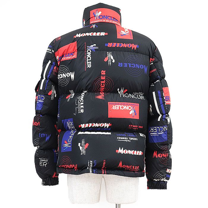 極美品◆MONCLER モンクレール【WILSON ウィルソン】ダウンジャケット MONCLER / モンクレールより19AWのWILSON DOWN JACKET