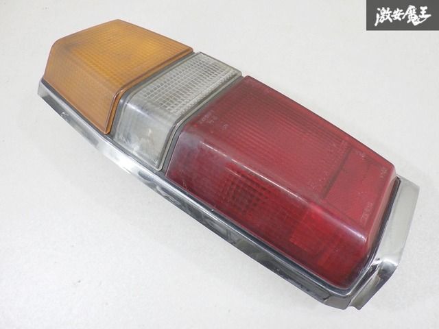 【程度良好!!】 トヨタ 純正 GX70 LX76V マーク2 バン テールランプ テールライト 片側のみ TOYOTA 23-22 IKI 7202 棚12-2