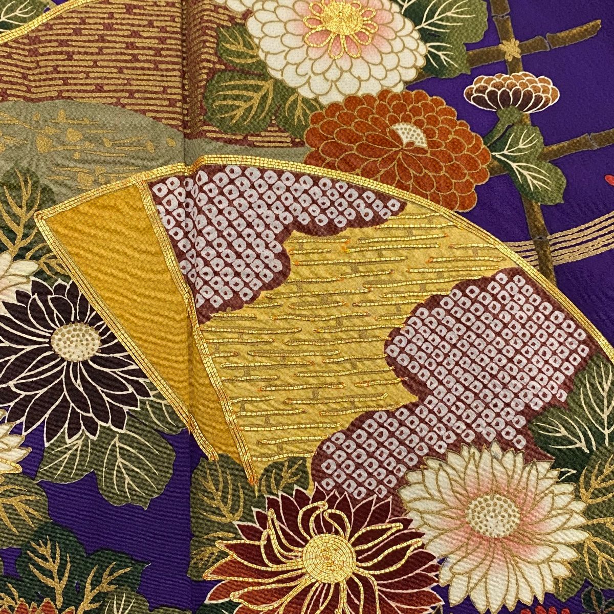 2025人気No.1の 刺繍 色留袖 花井幸子 金彩 045a 着物 花菱 菊 松葉 松皮菱 八橋 着物・浴衣