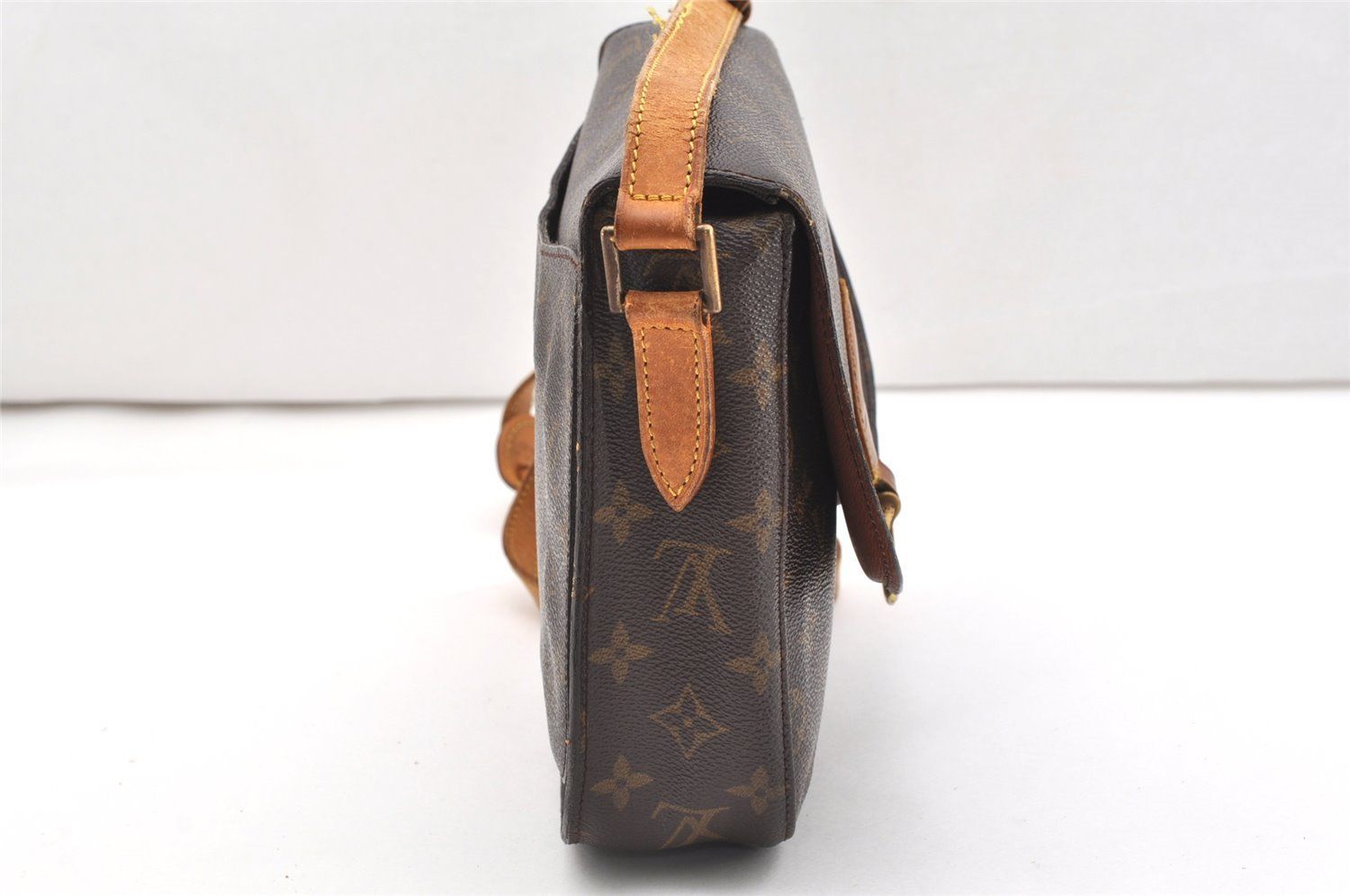 LOUIS VUITTON ルイ・ヴィトン ショルダーバッグ - メルカリ