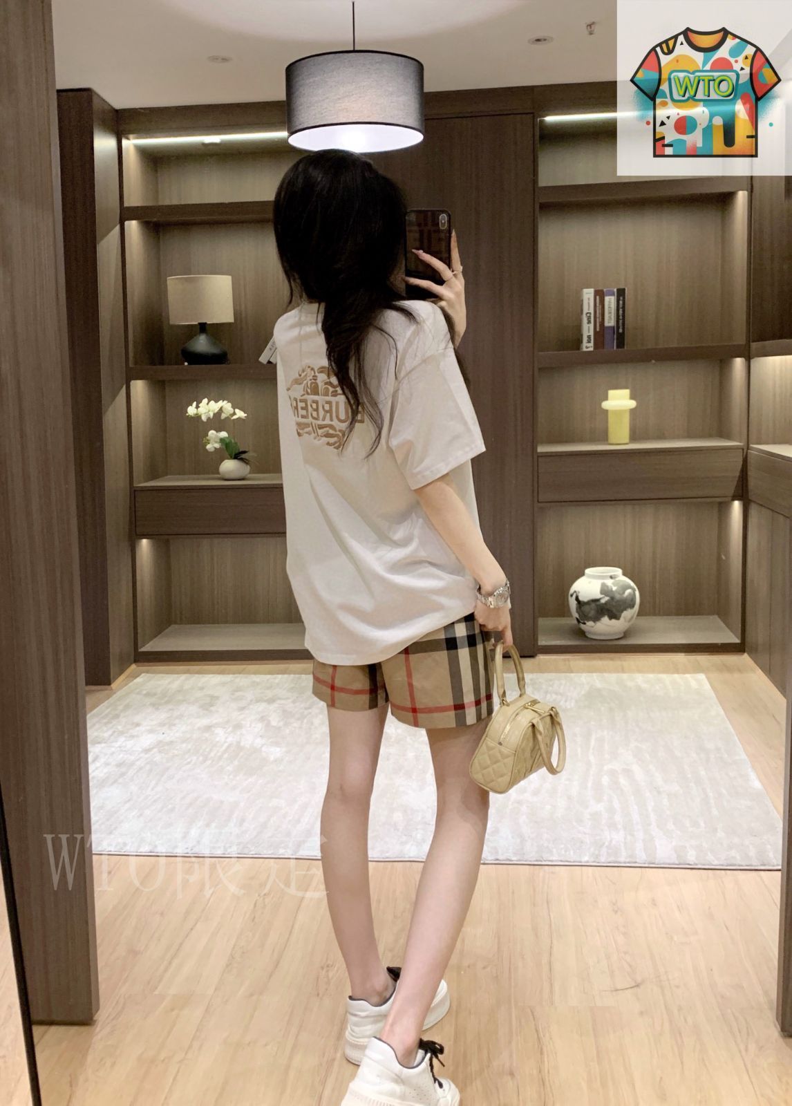 ✨未使用品✨【BURBERRY】バーバリー クロップドトップ トレーニングウェア 三越伊勢丹 | burberry/バーバリー通販 | クロップド ナイロン