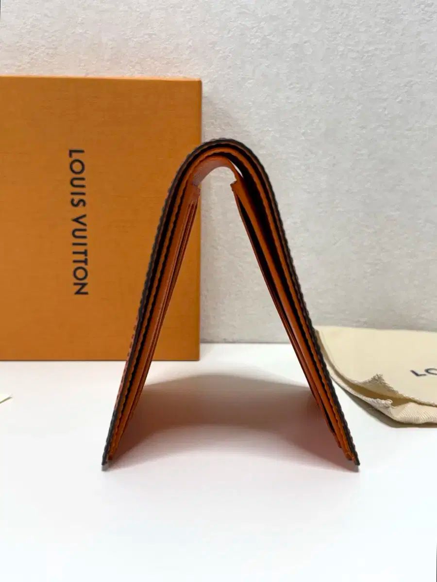 ルイヴィトン ダミエ 二つ折り財布・パスケース フロリン ルイヴィトン