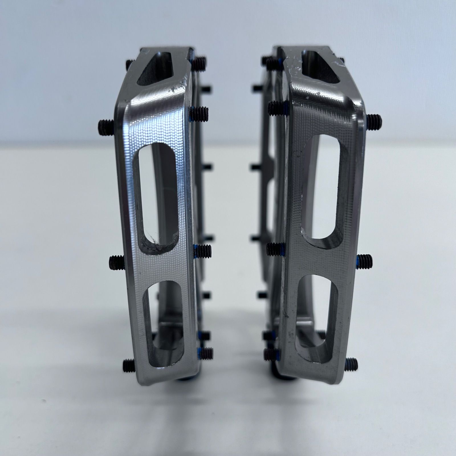 ANVL TILT PEDAL V3 フラットペダル - メルカリ