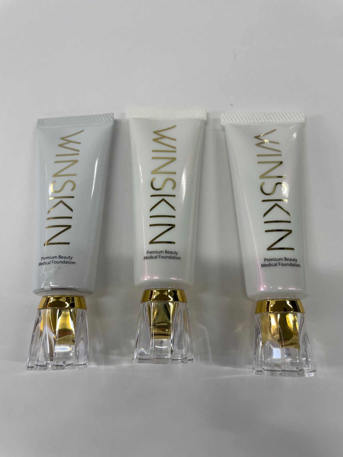 WINSKlN　ウィンスキン薬用リンクルケア　美白リキッドファンデーションLO WINSKIN ウィンスキン ファンデーション 26g ライトオークル