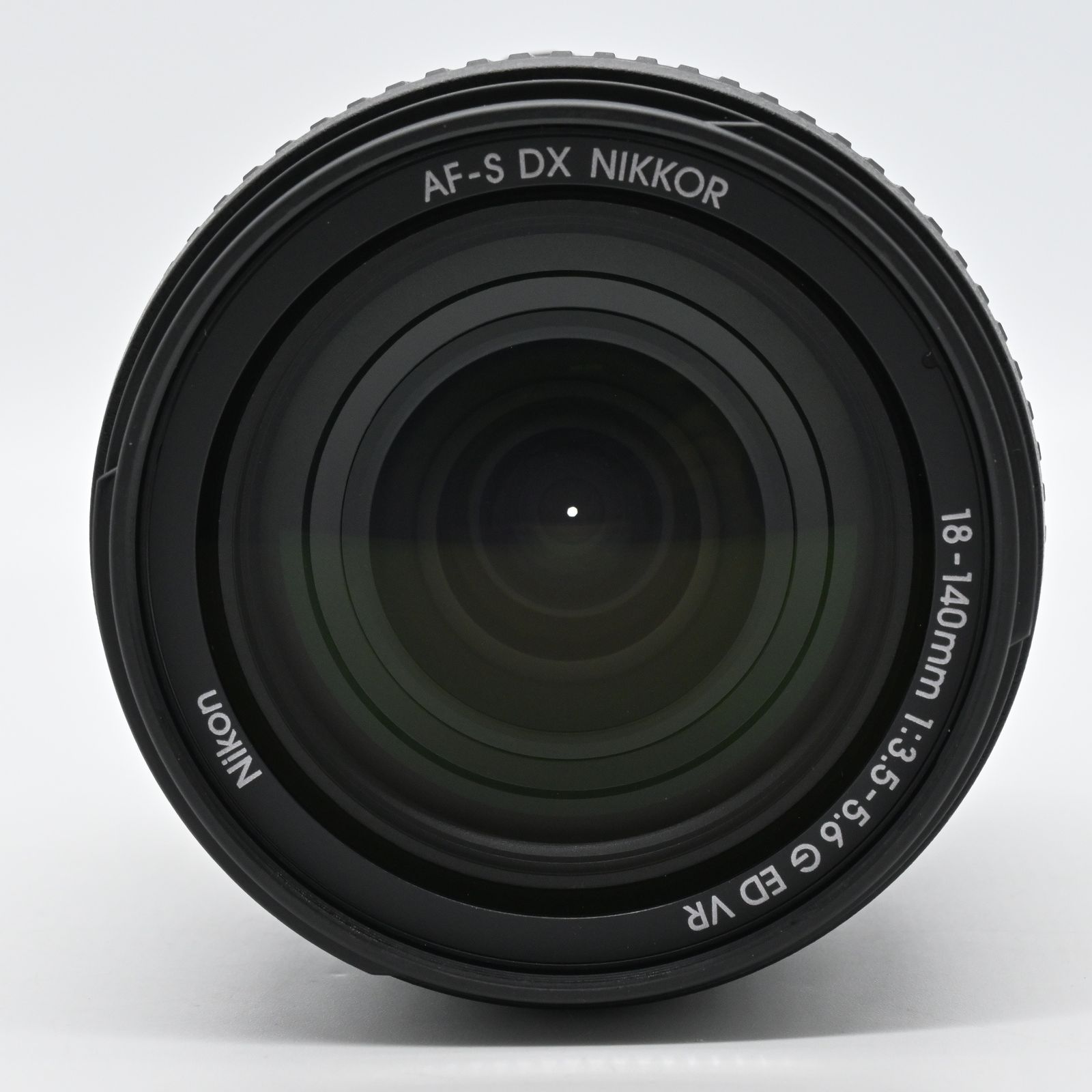 Nikon D5600 18-140 VR レンズキット ショット数 15968回 - メルカリ