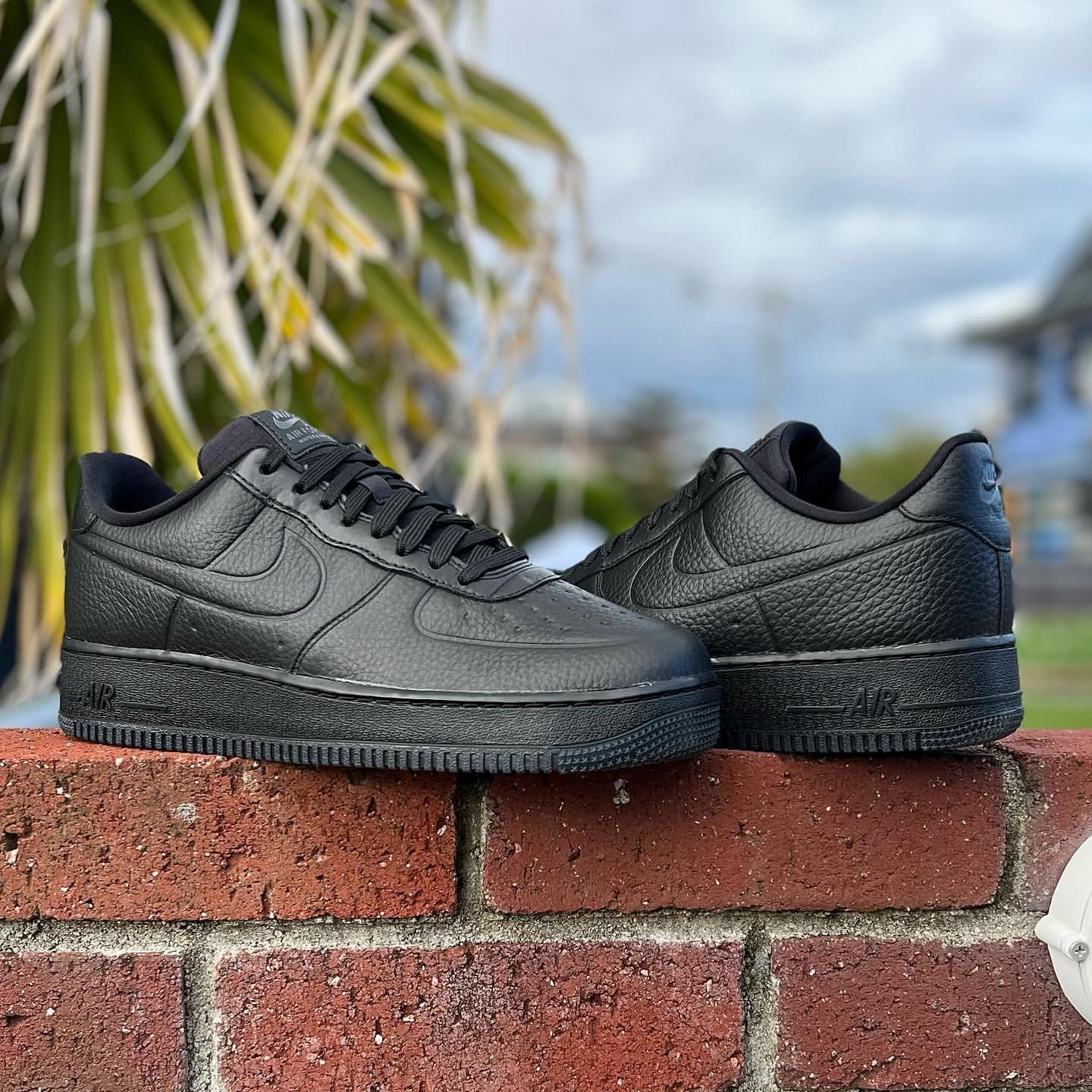 NIKE AIR FORCE 1 LOW WATERPROOF 'BLACK' ナイキ エア フォースワン スニーカー ウォータープルーフ  【MEN'S】 black/black-clear FB8875-001 - メルカリ