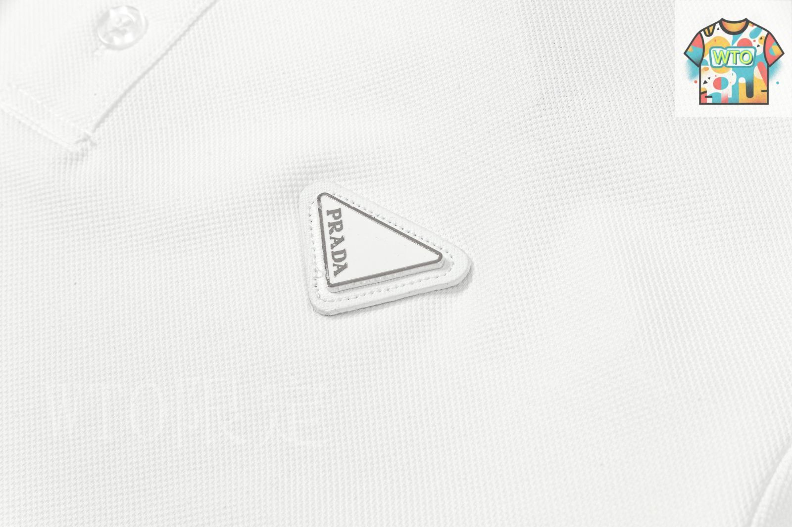 今日WTO】PRADA 2025 Side Stripe Logo ユニセックス ポロシャツ