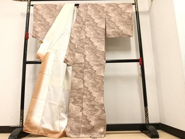 平和屋着物○西陣 あかね紬 草花亀甲文 反端付き 正絹 逸品 未