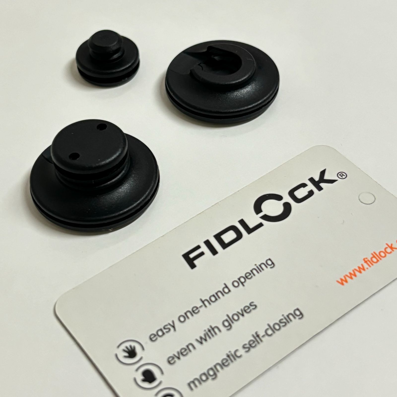 2個ずつのセット FIDLOCK SNAP フィドロック スナップ オス/メス