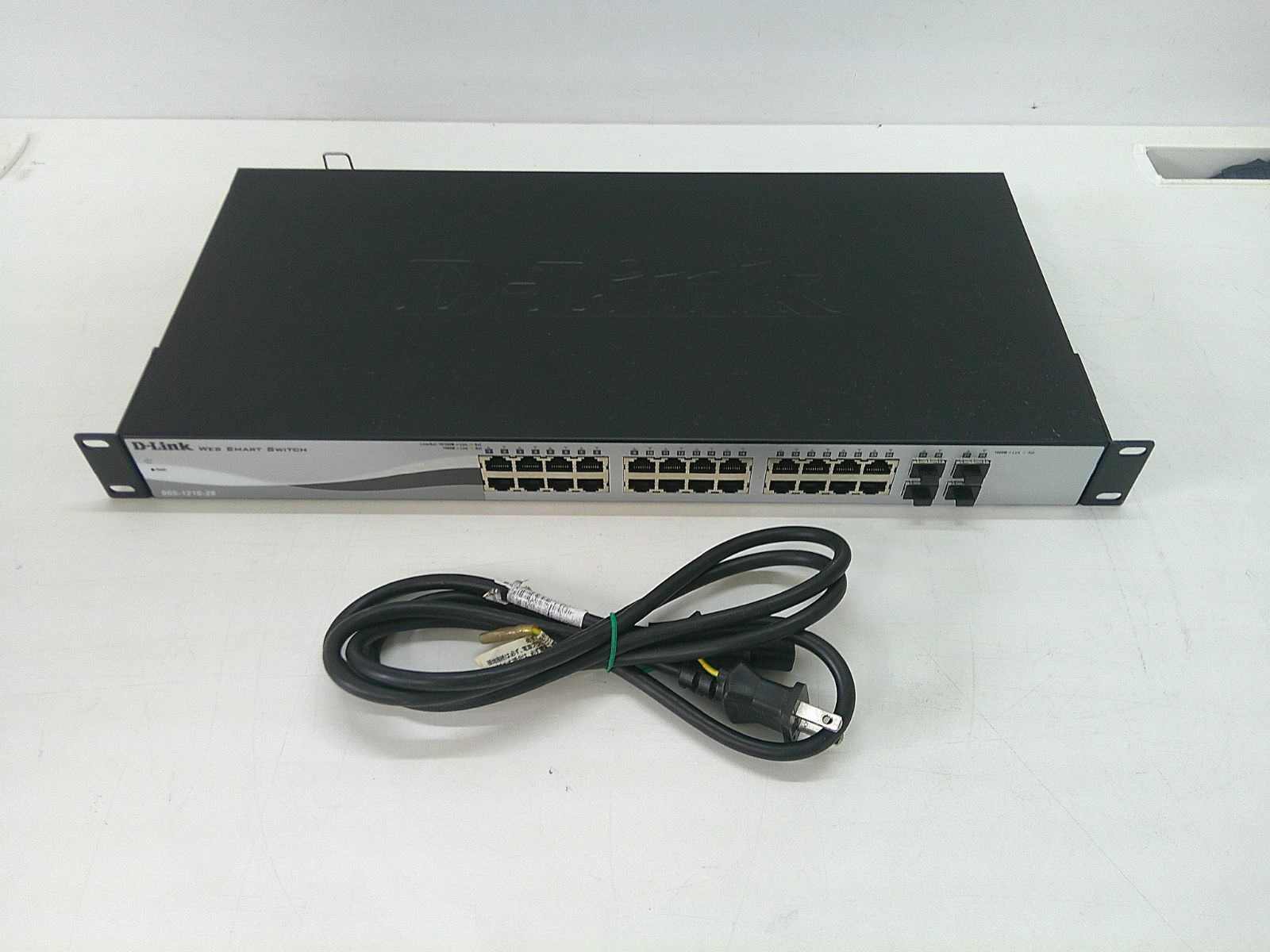 スイッチハブD-LinkスマートスイッチングハブDGS-1210-28ポート Z0183