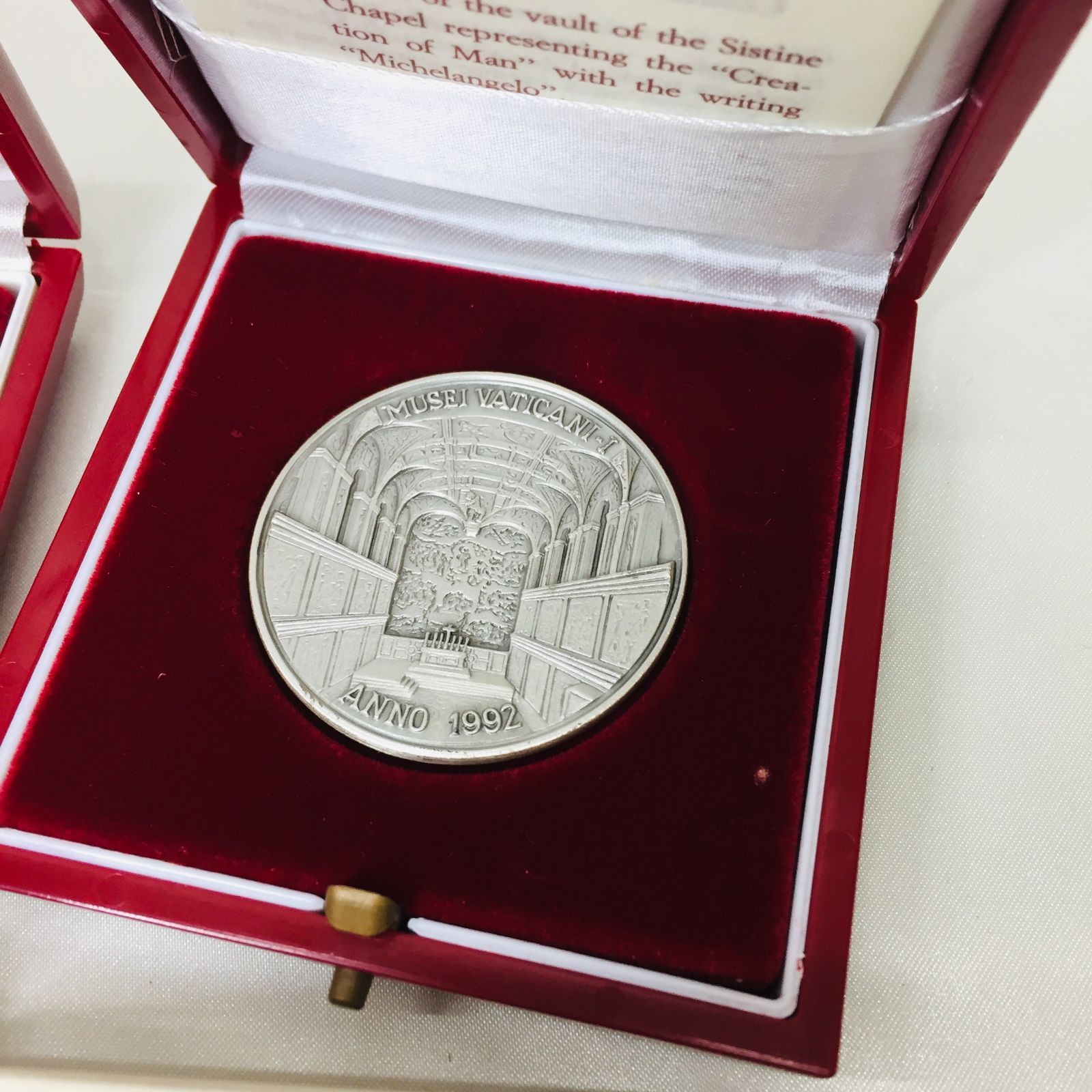 バチカン美術館 ミケランジェロ 銀メダルセット S【アンティーク】ミケランジェロ バチカン美術館 記念メダル 2点