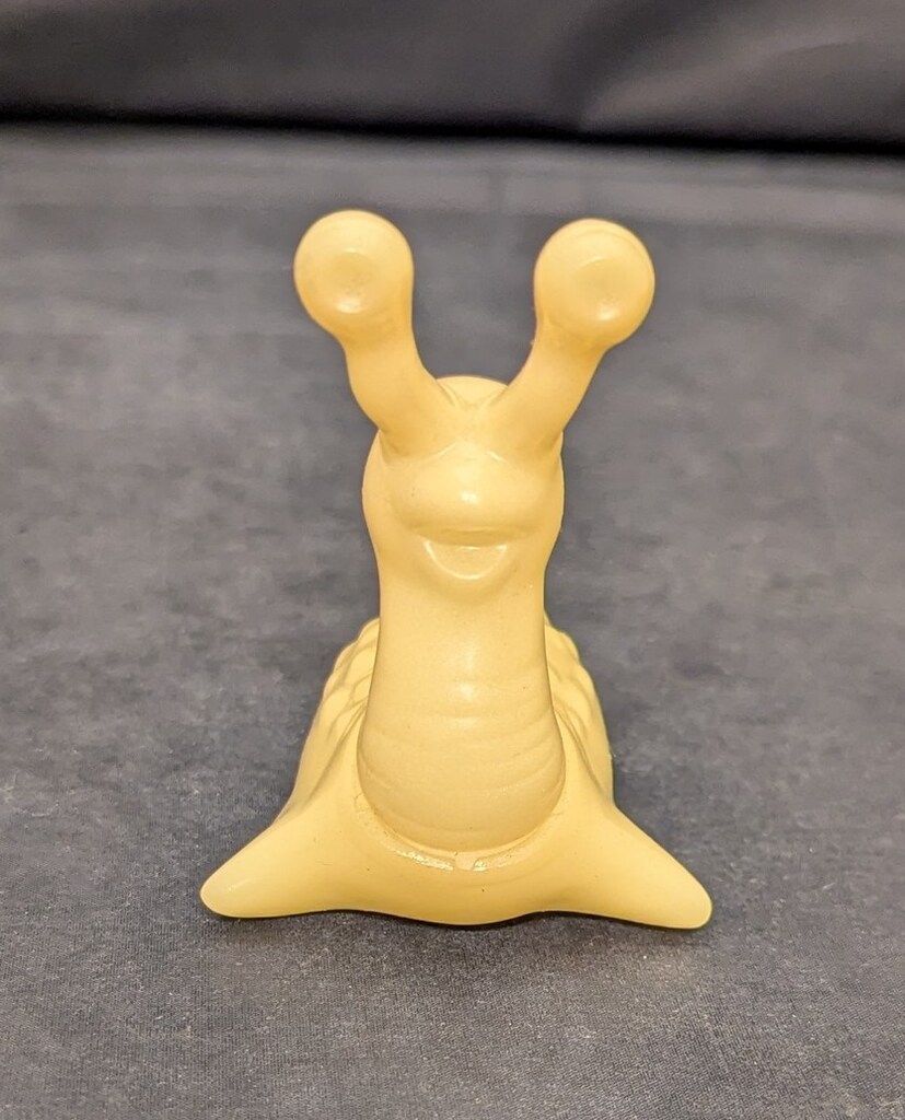 ★ナメゴン　ブルマァク　蓄光　バンダイ2000 M1号 NEWブルマァクタイプの怪獣シリーズ ナメゴン蓄光未塗装