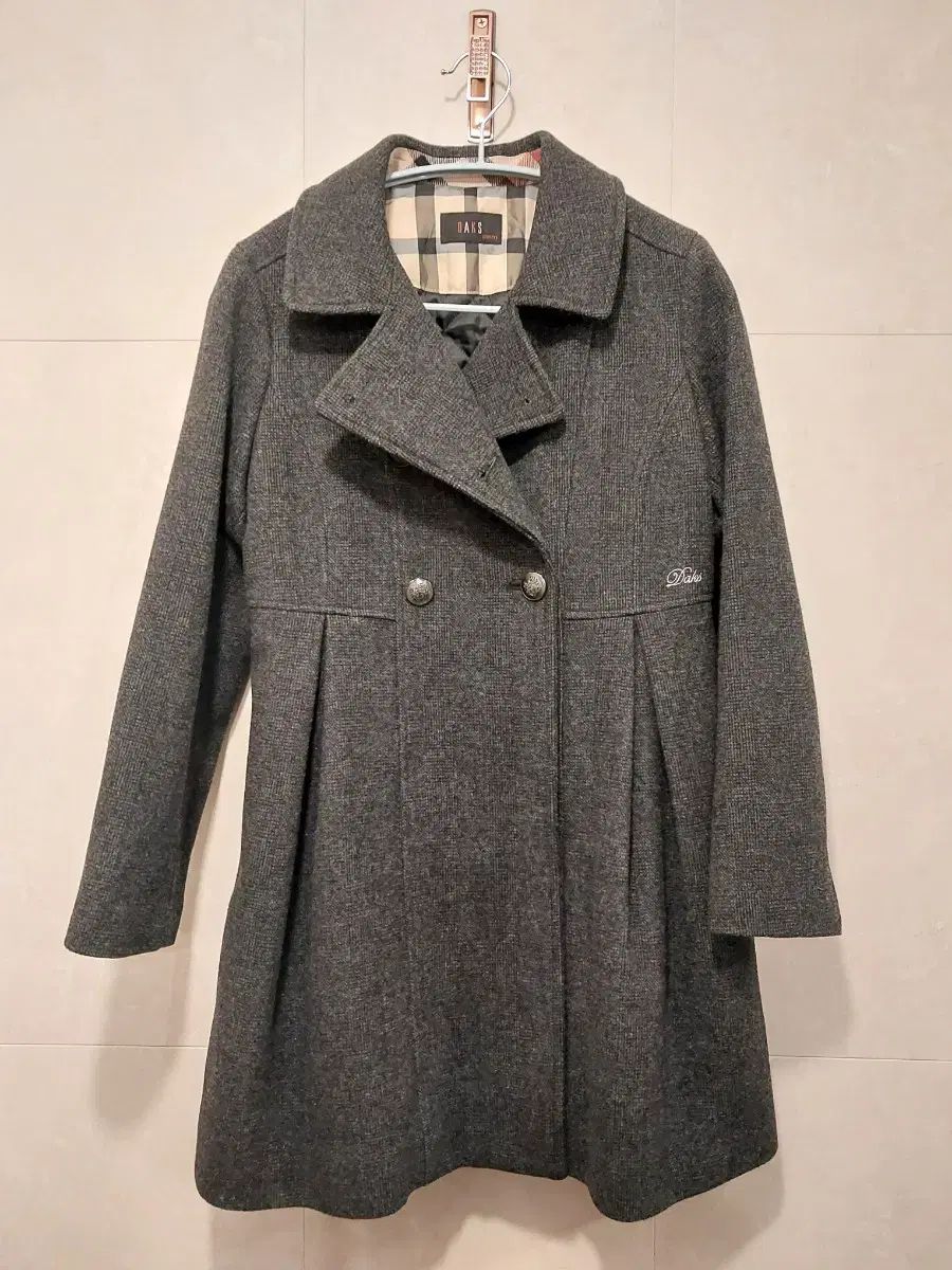 【雷市場（ポンジャン）商品韓国直送】 DAKS(ダックス) キッズ 正規品 ウール 93 % 女児 ワンピースタイプ コート 150 ( 13Y )