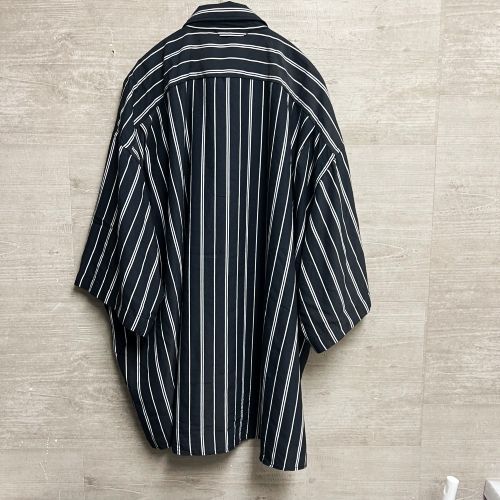 【Acne Studios】ショートスリーブ ボタンアップシャツ Acne Studios - Short sleeve button-up shirt - White
