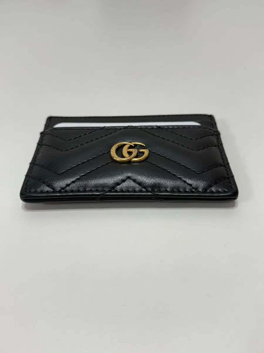 GUCCI グッチ