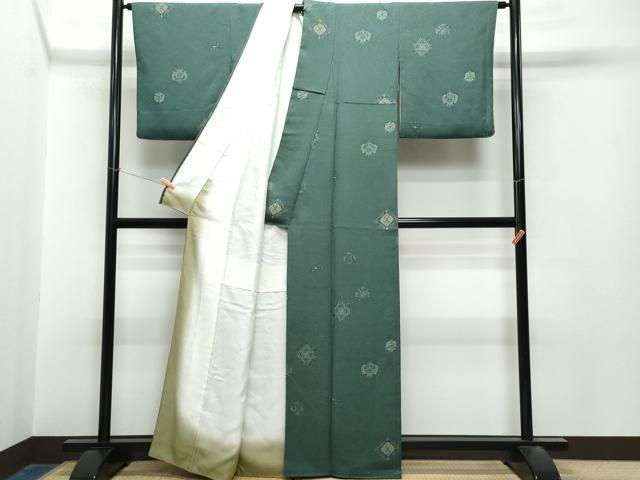 単衣 露芝 裄66.5 カラフル 素敵なデザイン 小紋 正絹 T-6874 単衣 絞り 裄65 素敵なデザイン 小紋 着物 正絹 T-8236 - メルカリ