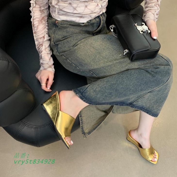 新色入荷／サンダル ウェッジソール 厚底 スクエアトゥ キレイめ 脚長効果 美脚 送料無料 宅込 vry5t834928 楽ちんシューズ