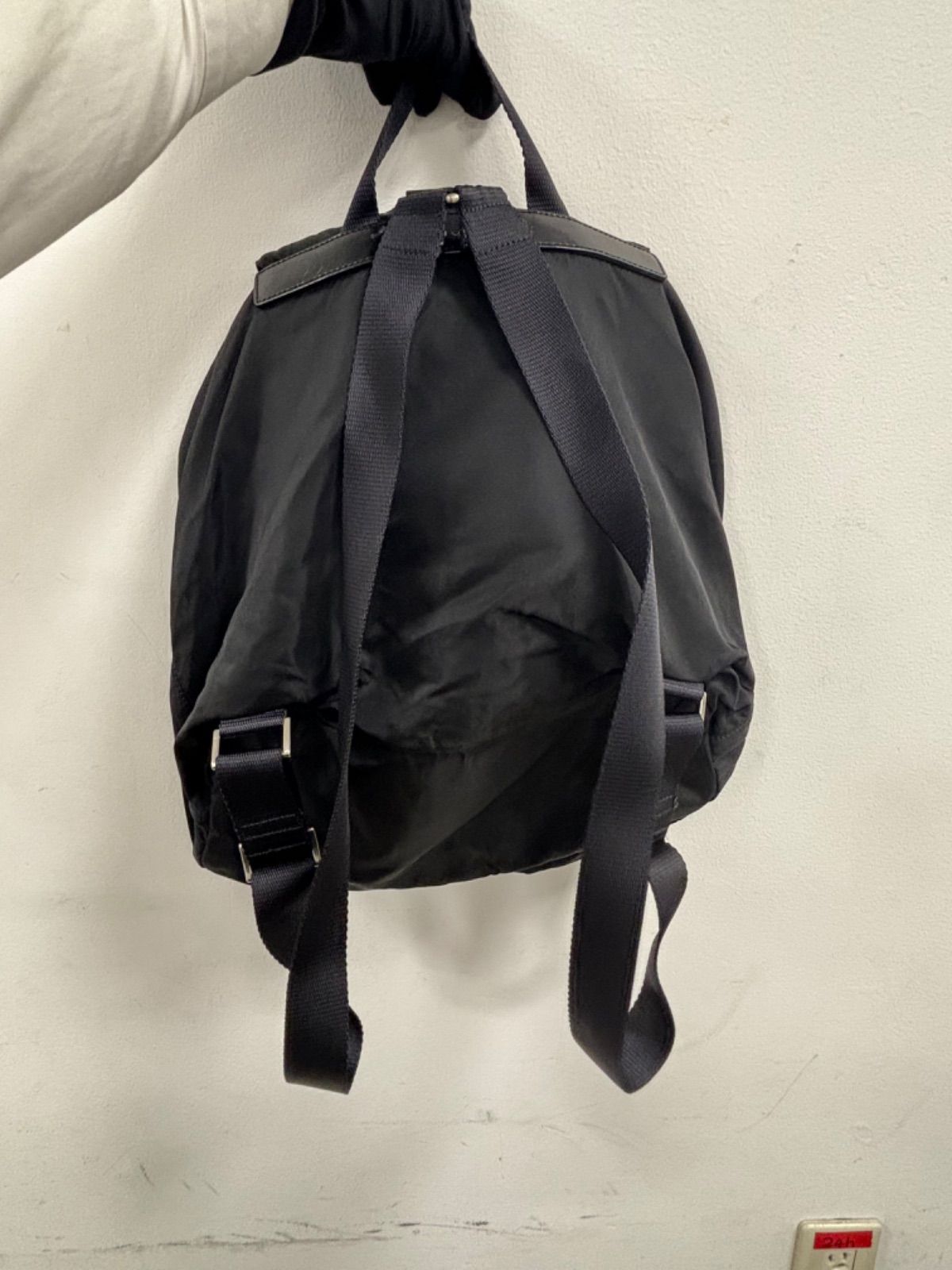 美品 PRADA 三角ロゴ リュック バックパック ブラック B2811F プラダ PRADA 三角ロゴ リュック バックパック ナイロン 黒
