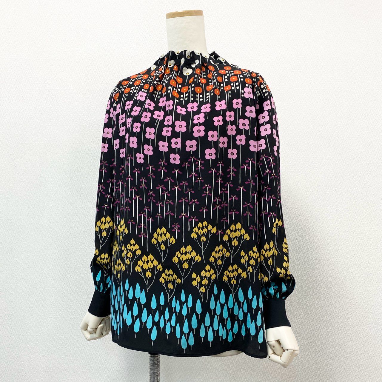 13f7 VALENTINO ヴァレンティノ 長袖シャツ ブラウス トップス 花柄 テロテロ生地 サイズ40 マルチ シルク100％ レディース