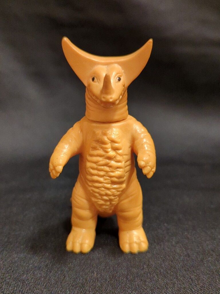 最新 ブルマァク ブルマァクミニサイズ ゴモラ 95mm 肌色成型