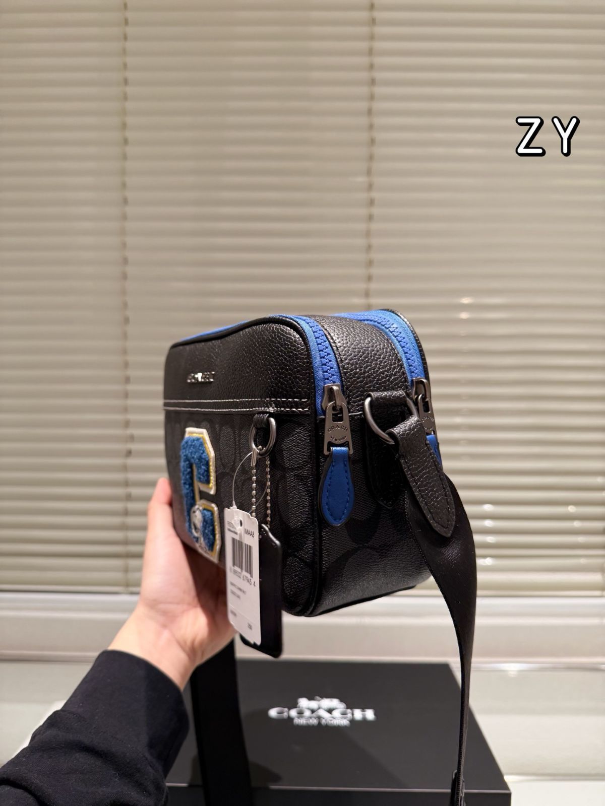 【極美品】COACH コーチ バッグ GRAHAM CROSSBODY 公式】コーチアウトレット | グラハム クロスボディ