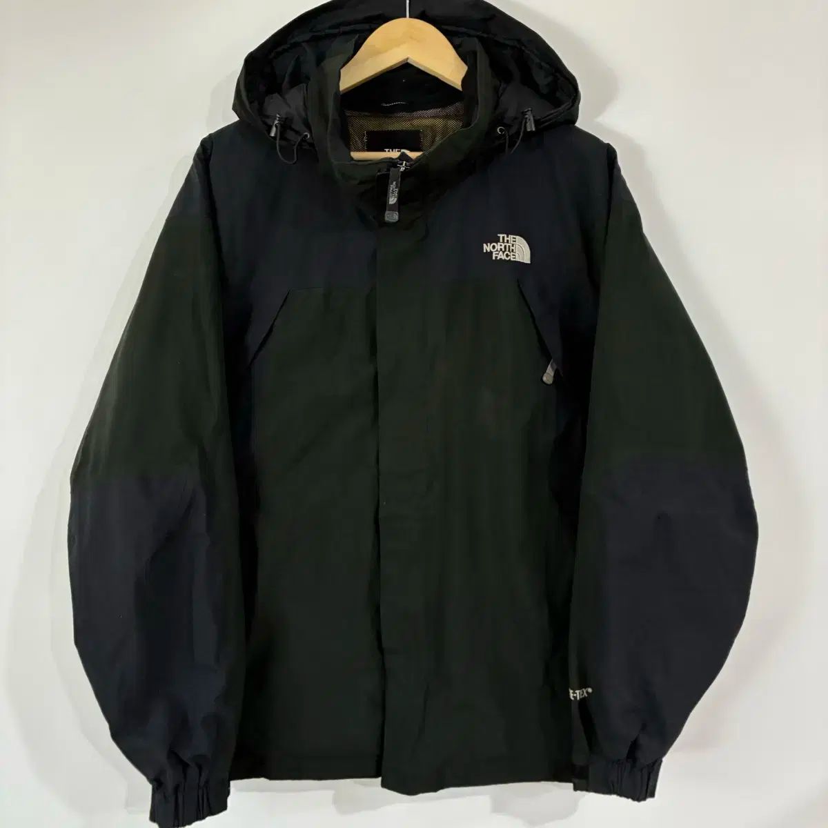 1325 ザノースフェイス ゴアテックス ウィンドブレーカー