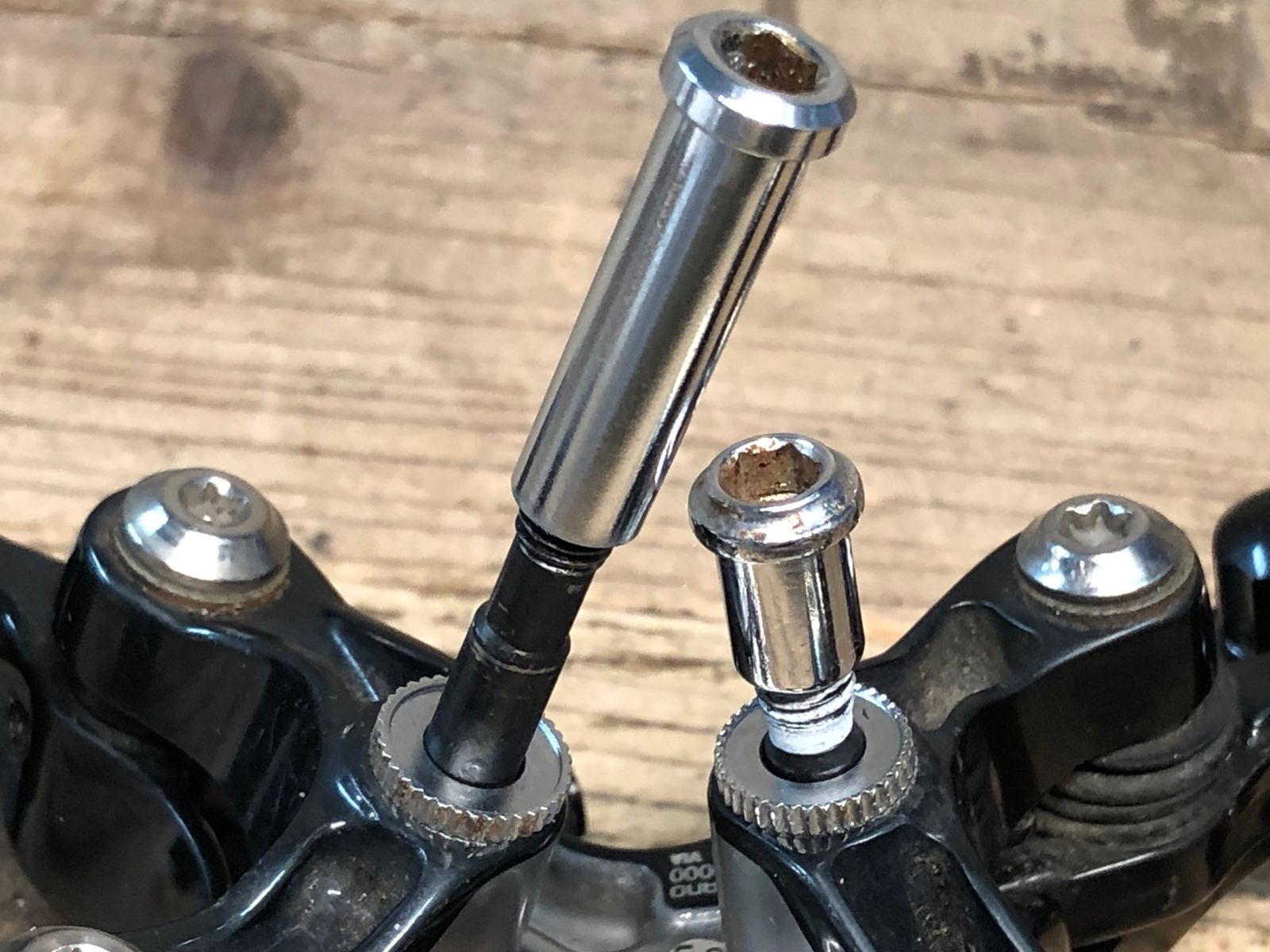 キャリパーブレーキセット　シマノデュラエース　BR9000 SHIMANO 「シマノ」 DURA-ACE BR-9000 キャリパーブレーキセット