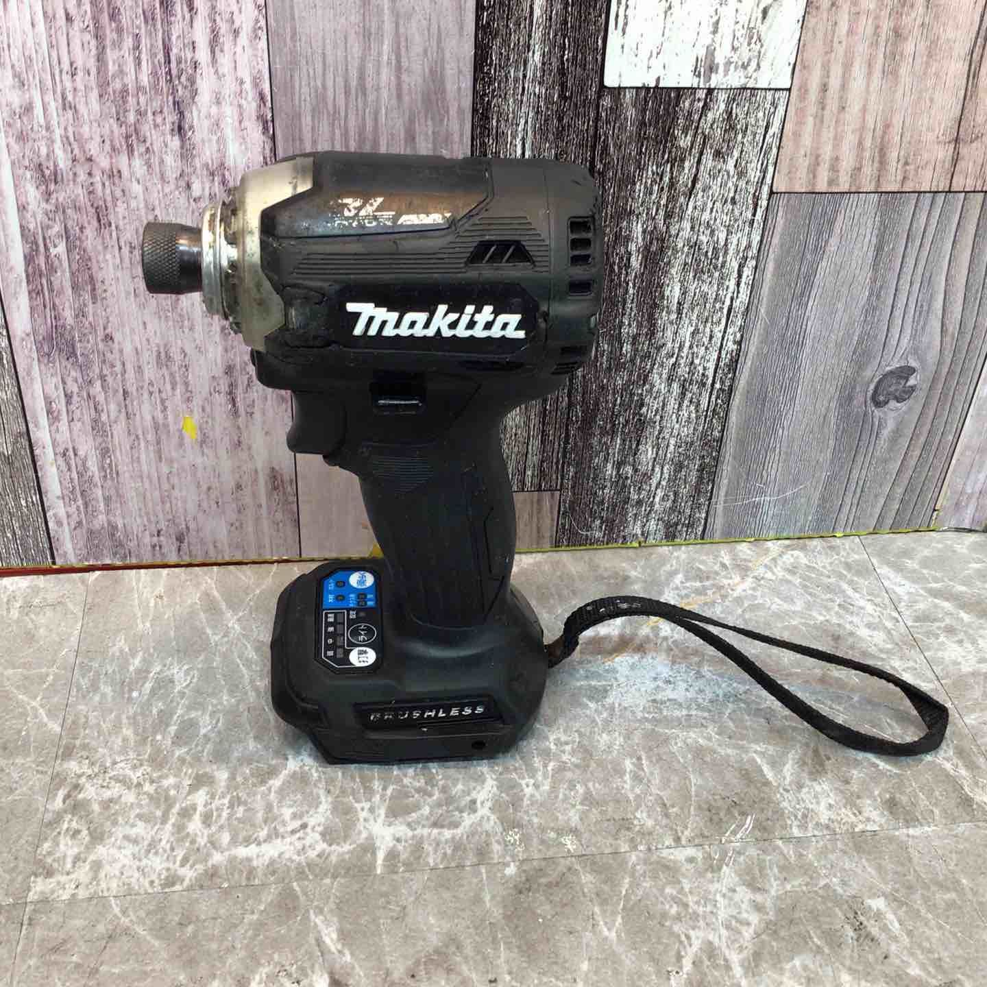 マキタ　インパクトドライバー　TD161DZB マキタ TD161DZB 14.4V充電式インパクトドライバ 【廃番】【送料