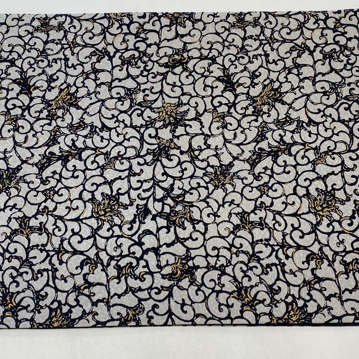 袋名古屋帯 美品 秀品 花唐草 金彩 灰色 正絹 【中古】 - メルカリ